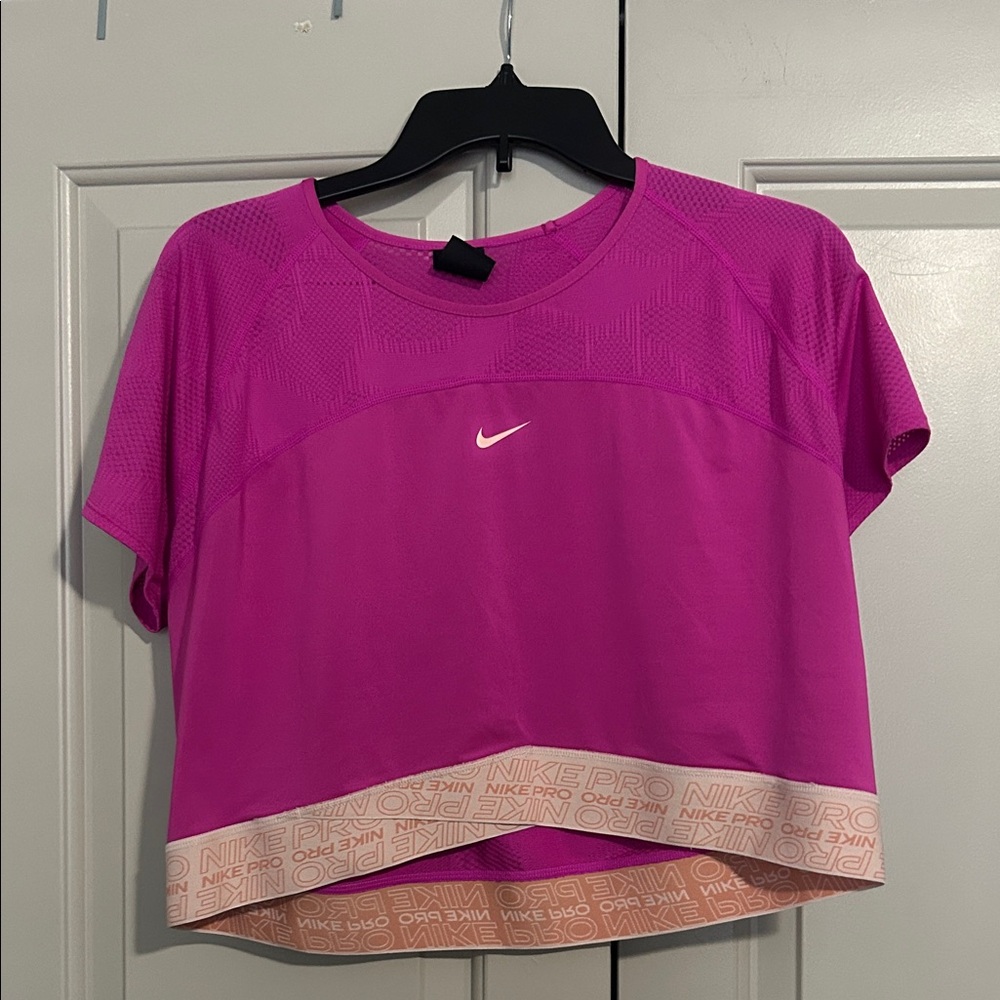 Nike Women's Fuchsia and White Crop Top